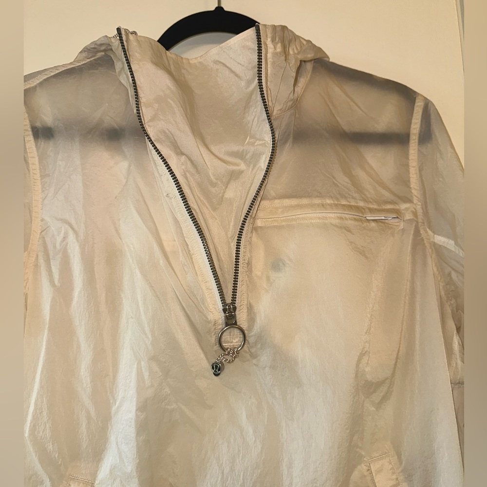 Lululemon Pullover Light Weight Pullover - image 5